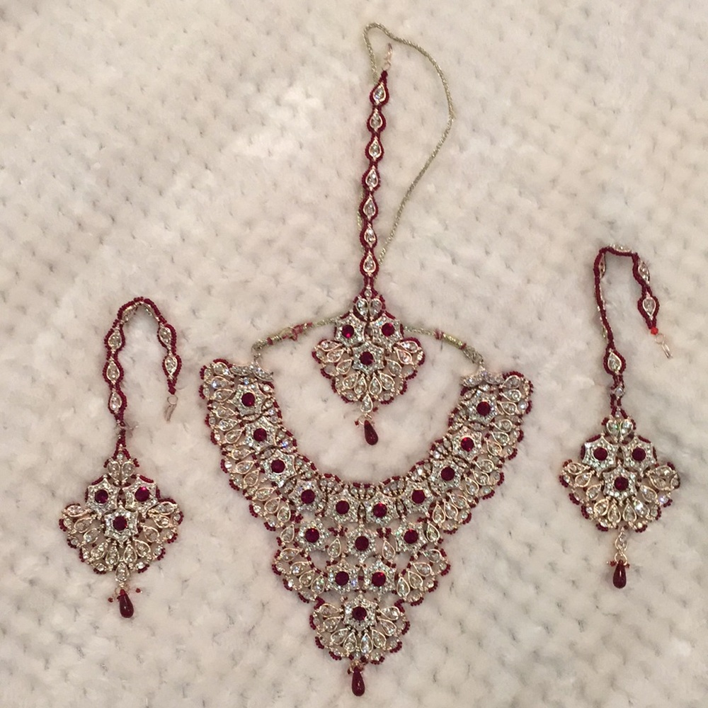 Stunning Indian bridal set